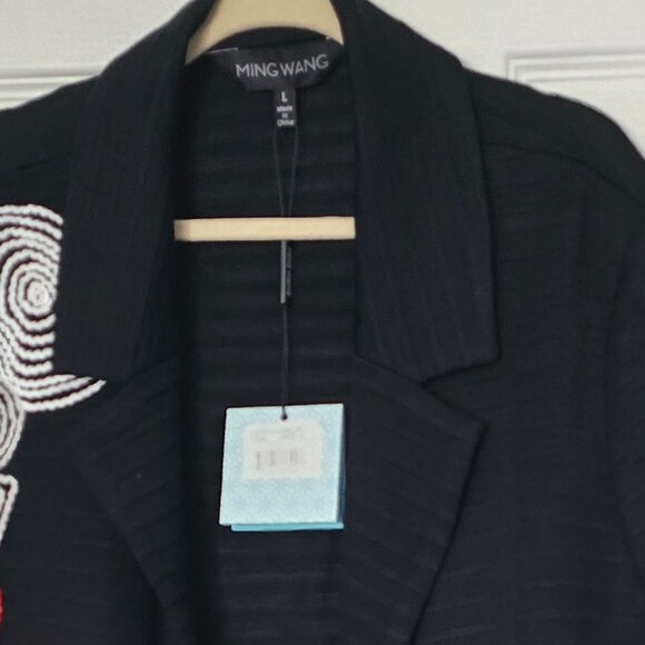Blazer - Picture 1 of 5